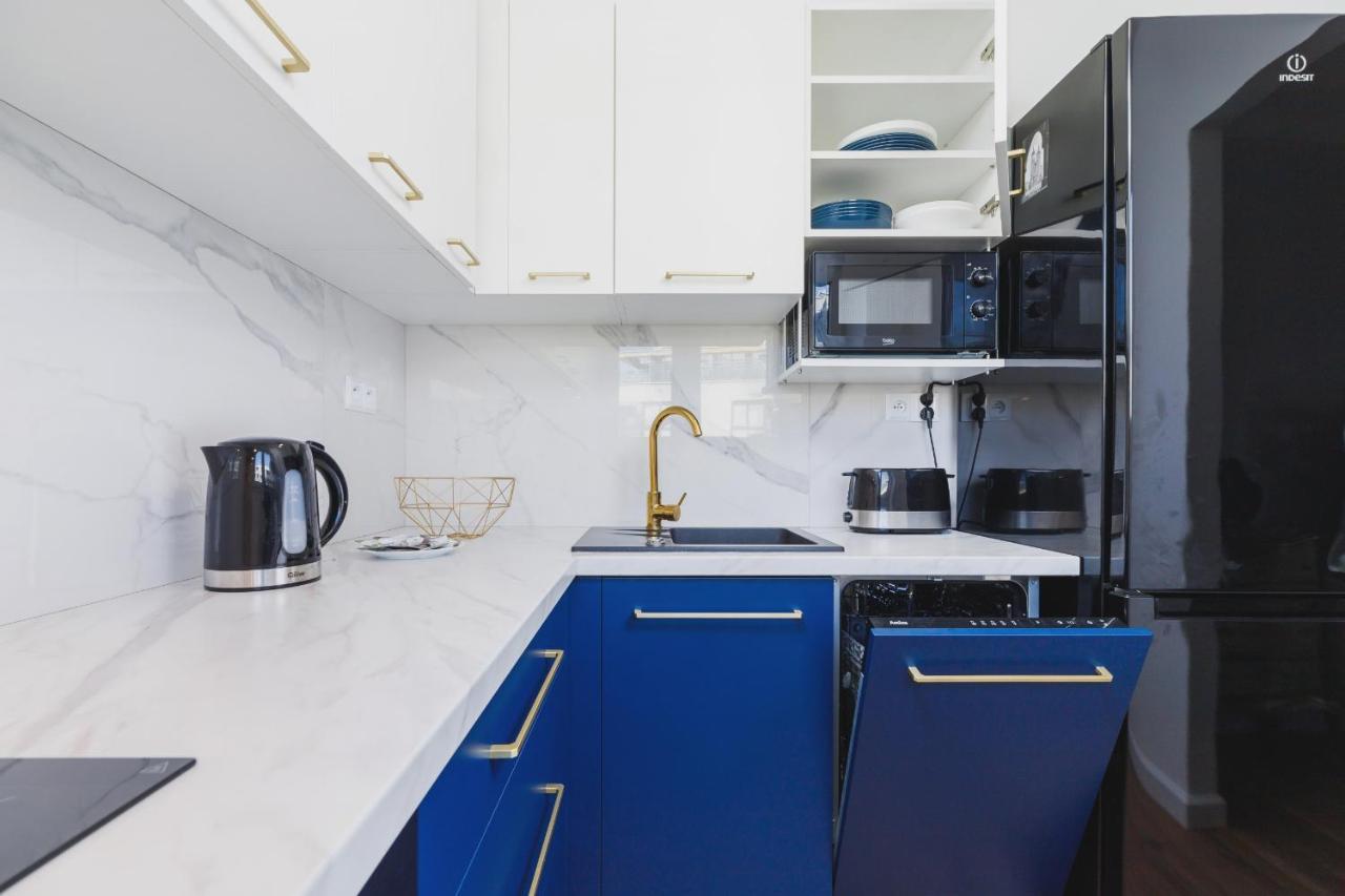 Apartament Przy Bulwarach Wislanych Kosciuszki By Noclegi Renters Kraków Exteriör bild