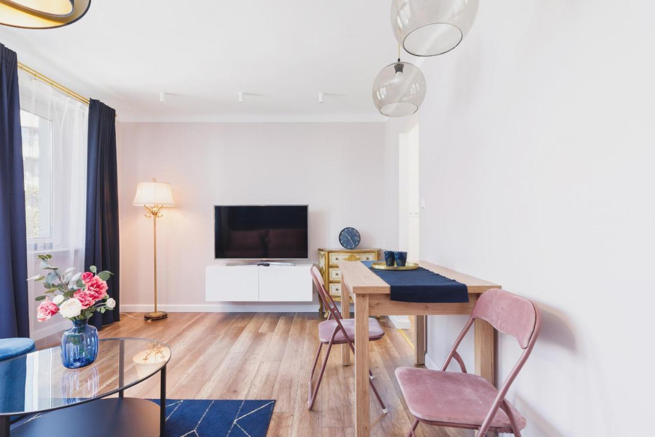Apartament Przy Bulwarach Wislanych Kosciuszki By Noclegi Renters Kraków Exteriör bild